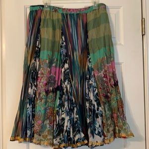 Soft Surroundings Full Skirt EUC